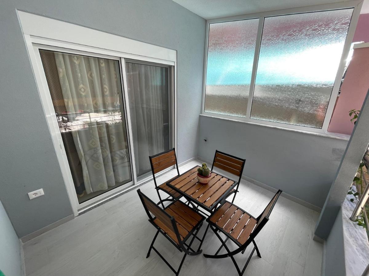 Little Cozy Apartment 4 Sarandë Exteriör bild